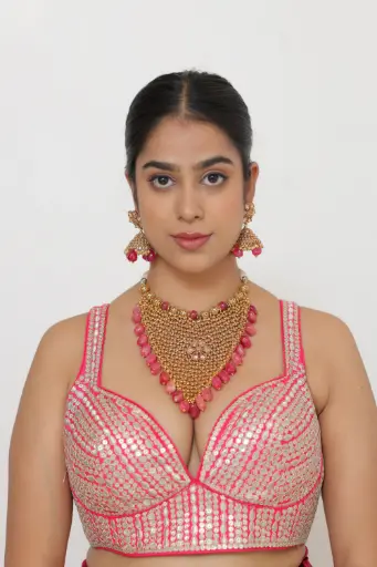 [00021] Shahi Golden Set with Natural Stones