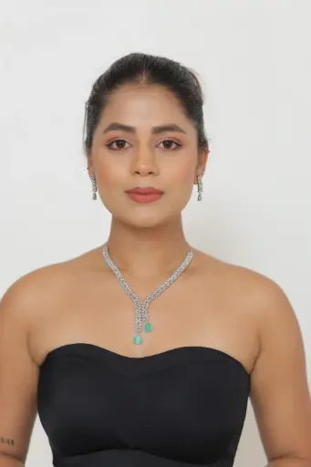 [0030] Sea Green Dual Drop Necklace Set